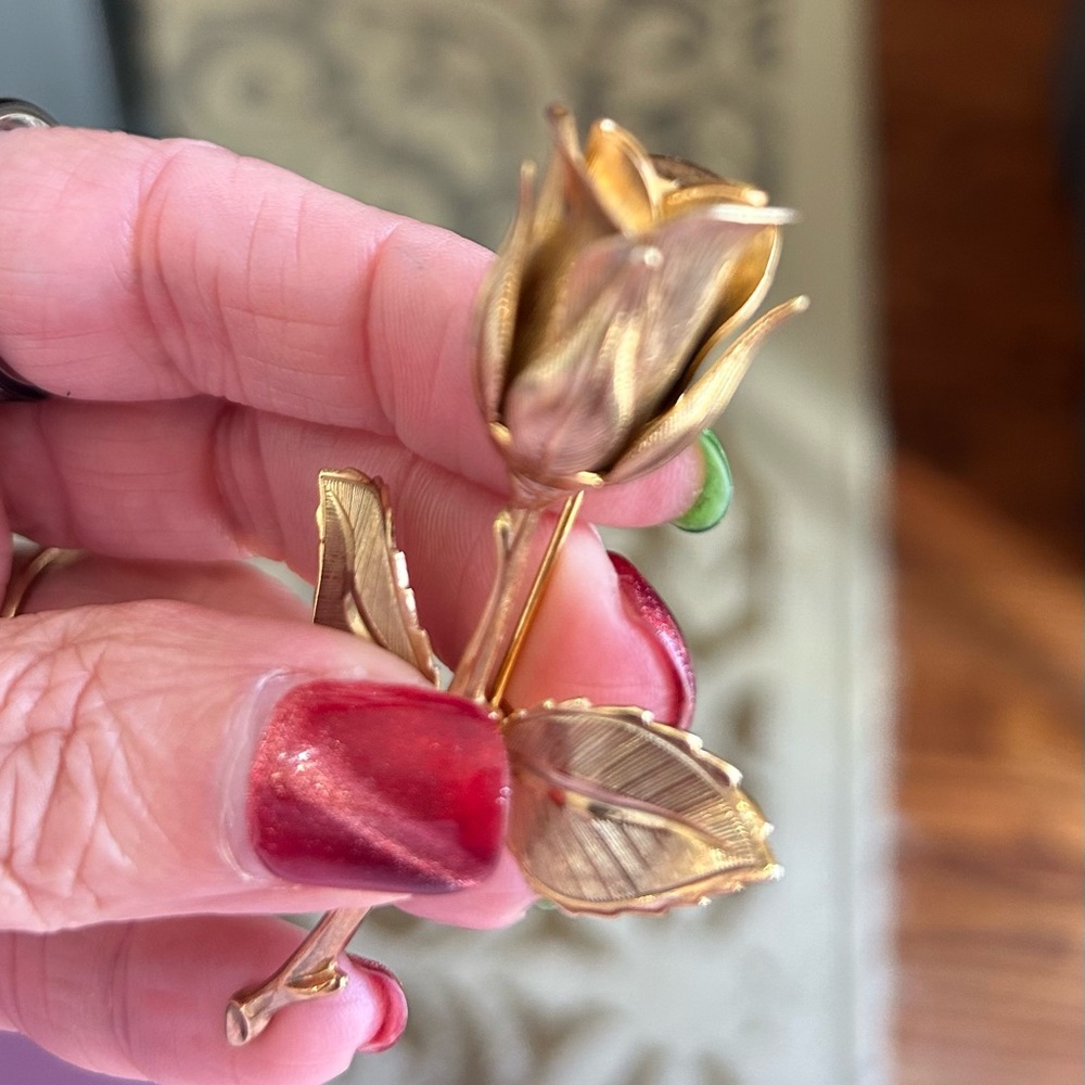 Gold-Tone Rose Brooch - Picture 6 of 6
